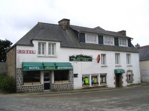 Hôtel-Restaurant Famel Pleumeur-Bodou